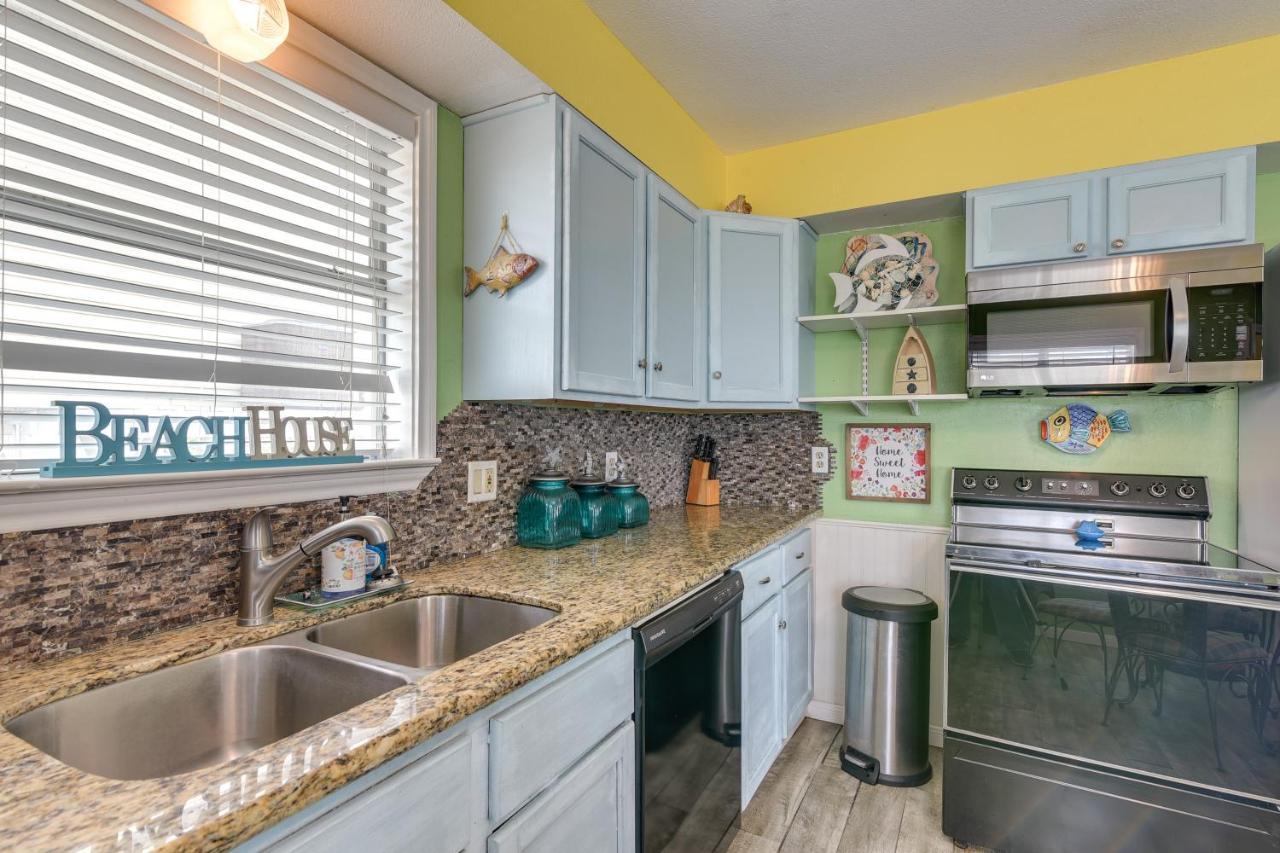 Surfside Beach Home With Deck 300 Feet To The Gulf! Eksteriør billede