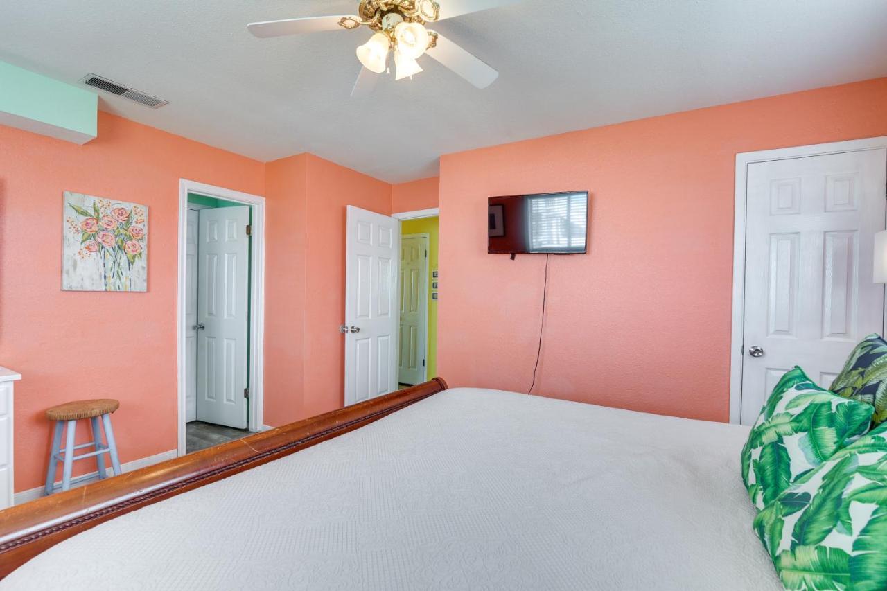 Surfside Beach Home With Deck 300 Feet To The Gulf! Eksteriør billede